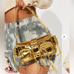 Gold Metallic Hand Bag - Fashion Nova